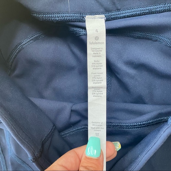 Lululemon all the right places tight with pockets - Picture 5 of 6